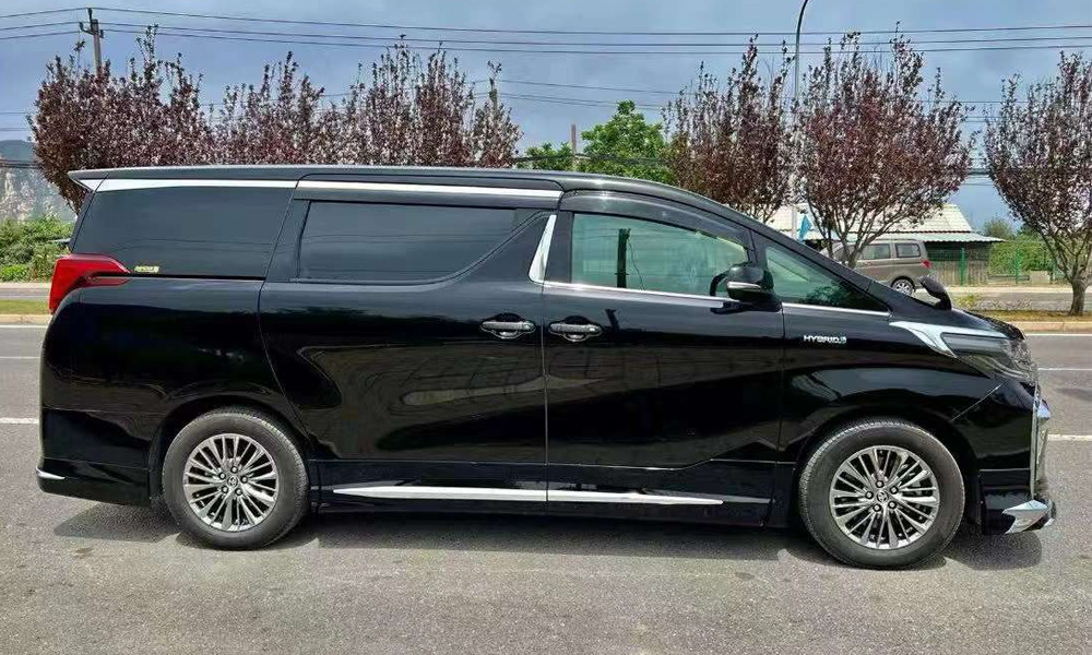京牌丰田埃尔法租车