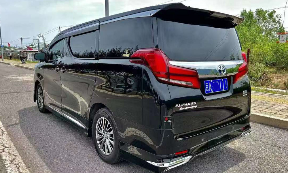 京牌丰田埃尔法租车