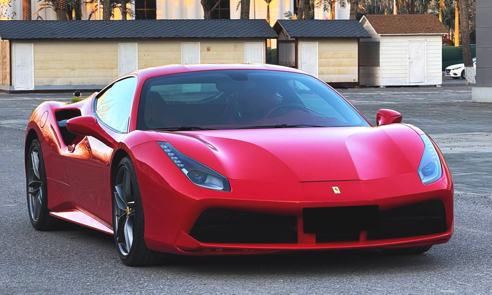 法拉利488GTB