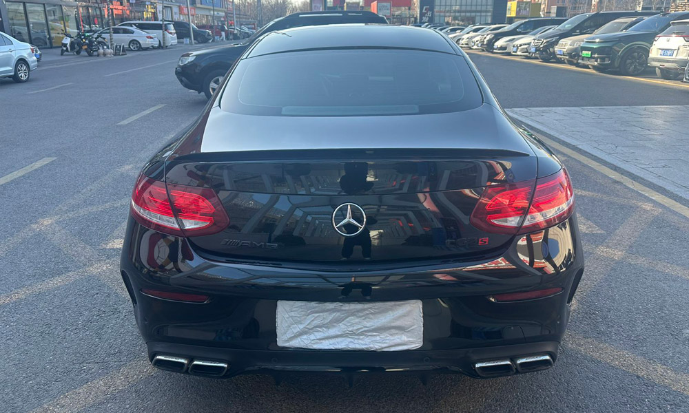 京牌奔驰 AMG C63租车
