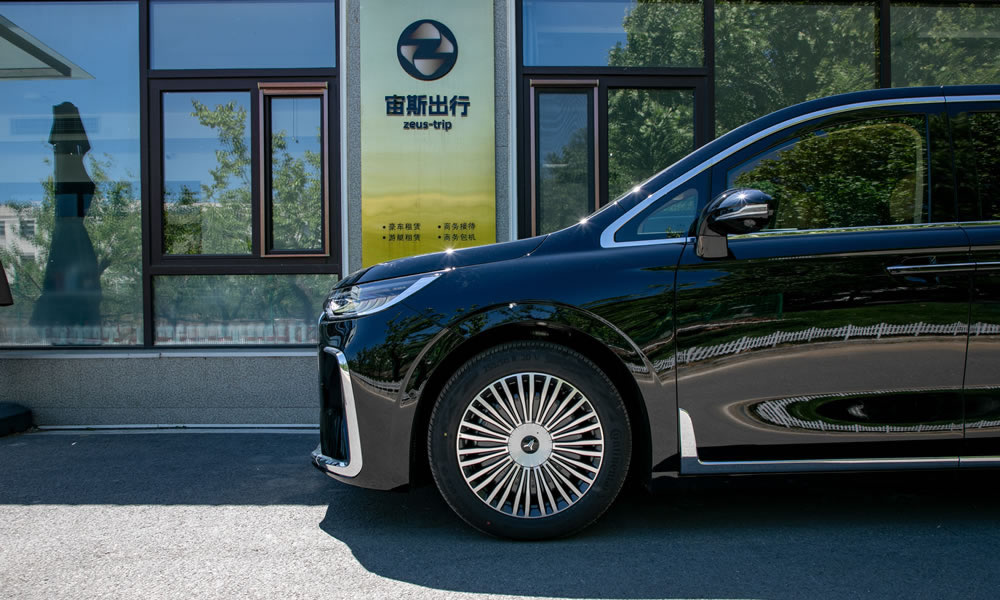 京牌岚图梦想家租车
